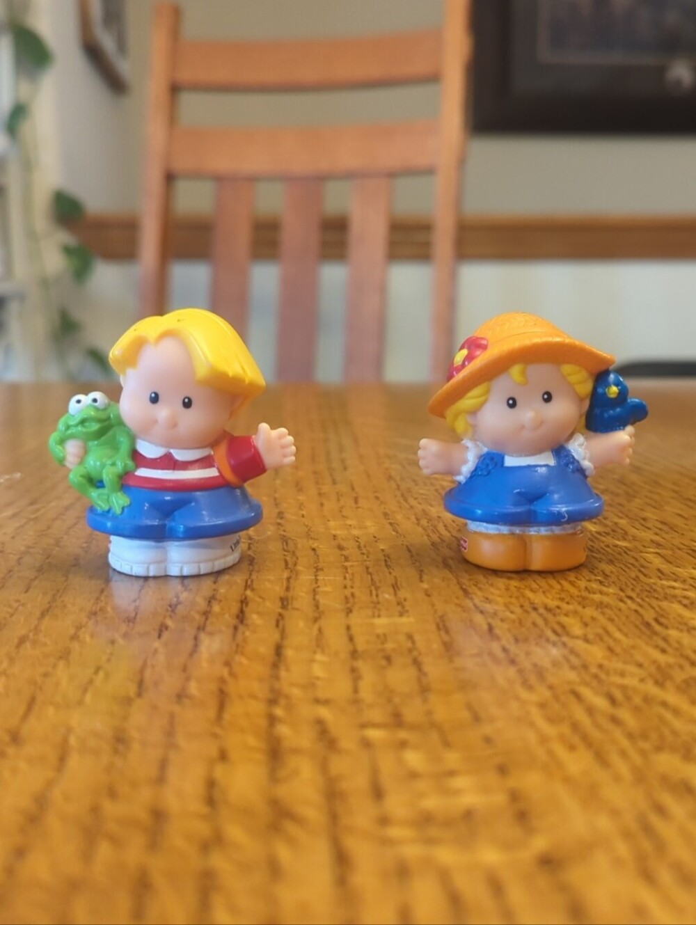 Fisher Price Little People │Boy with Frog │Girl with Bluebird│Vintage